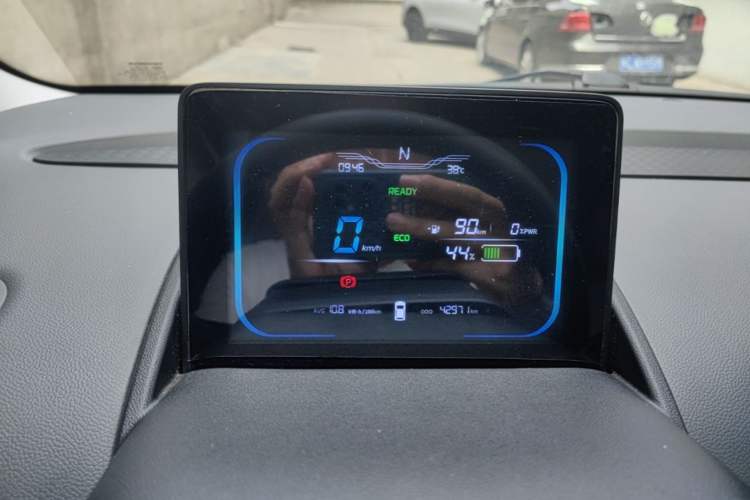 Used CHANGAN NEVO Lumin 2022 210km Sweet Edition Instrument Cluster
