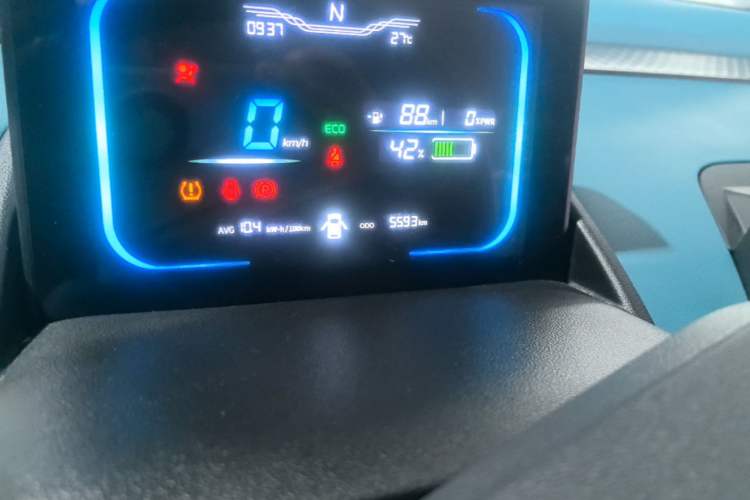 Used CHANGAN NEVO Lumin 2022 210km Sweet Edition Instrument Cluster