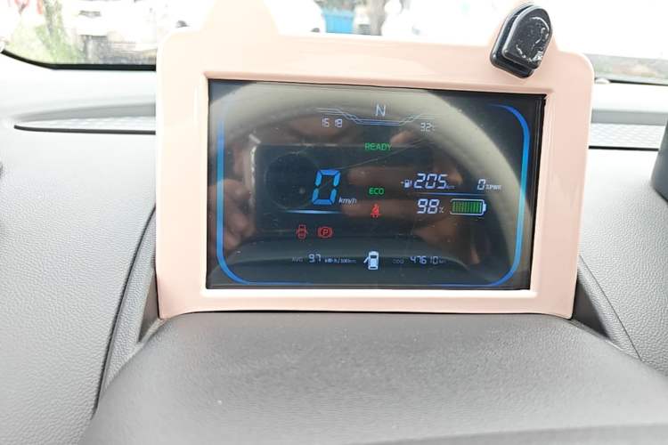 Used CHANGAN NEVO Lumin 2022 210km Sweet Edition Instrument Cluster