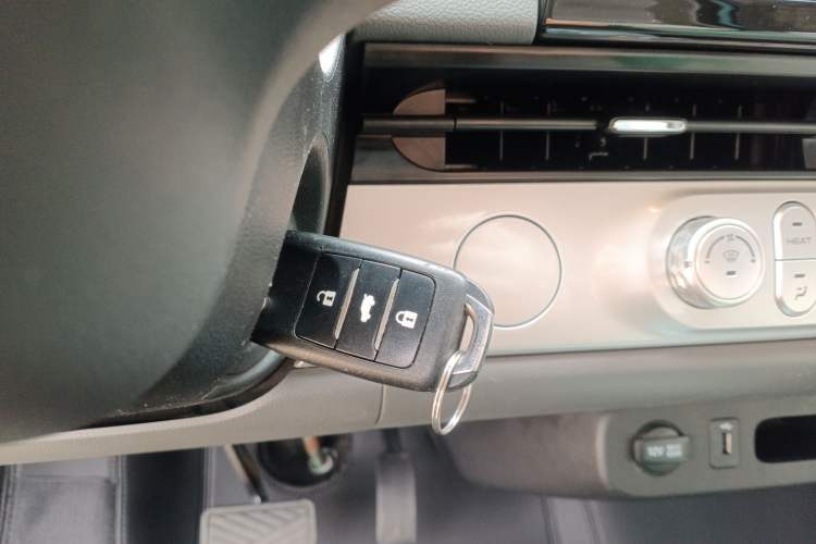 Used CHANGAN NEVO Lumin 2022 210km Sweet Edition Interior 1