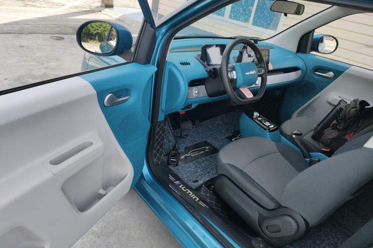 Used CHANGAN NEVO Lumin 2022 301km Honey-Sweet Version Interior 3