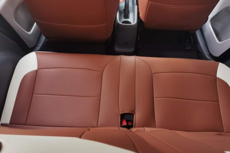 Used CHANGAN NEVO Lumin 2022 210km Sweet Edition Interior 4