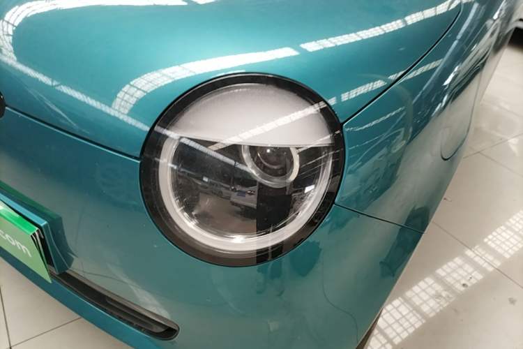 Used CHANGAN NEVO Lumin 2022 155 km – Refreshingly Sweet Edition Left Front Headlight