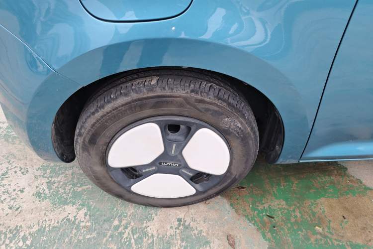 Used CHANGAN NEVO Lumin 2022 210km Sweet Edition Left Front Wheel Hub