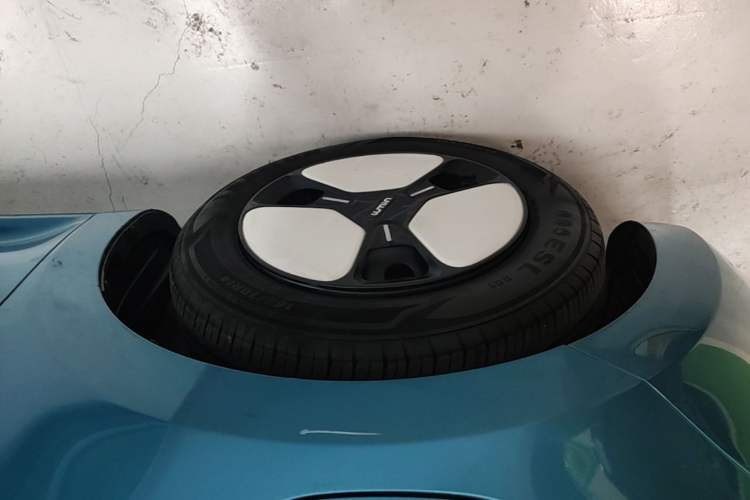 Used CHANGAN NEVO Lumin 2022 210km Sweet Edition Left Front Wheel Hub