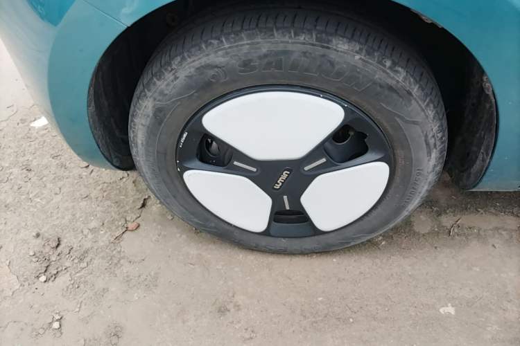 Used CHANGAN NEVO Lumin 2022 210km Sweet Edition Left Front Wheel Hub