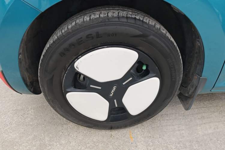 Used CHANGAN NEVO Lumin 2022 210km Sweet Edition Left Front Wheel Hub
