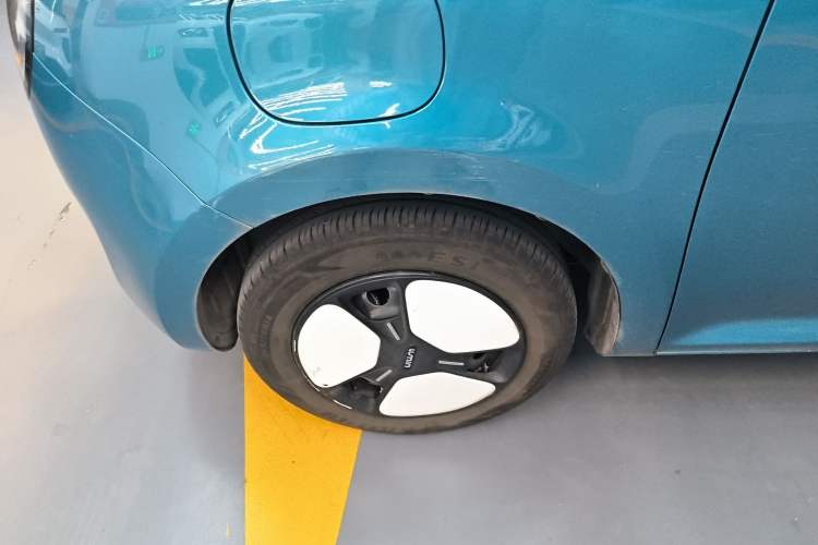 Used CHANGAN NEVO Lumin 2022 210km Sweet Edition Left Front Wheel Hub