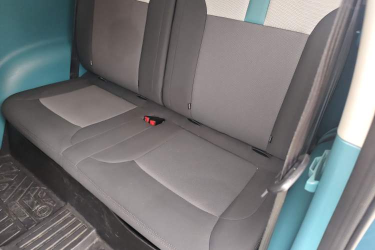 Used CHANGAN NEVO Lumin 2022 210km Sweet Edition Left Rear Seat