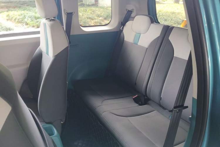 Used CHANGAN NEVO Lumin 2022 210km Sweet Edition Left Rear Seat