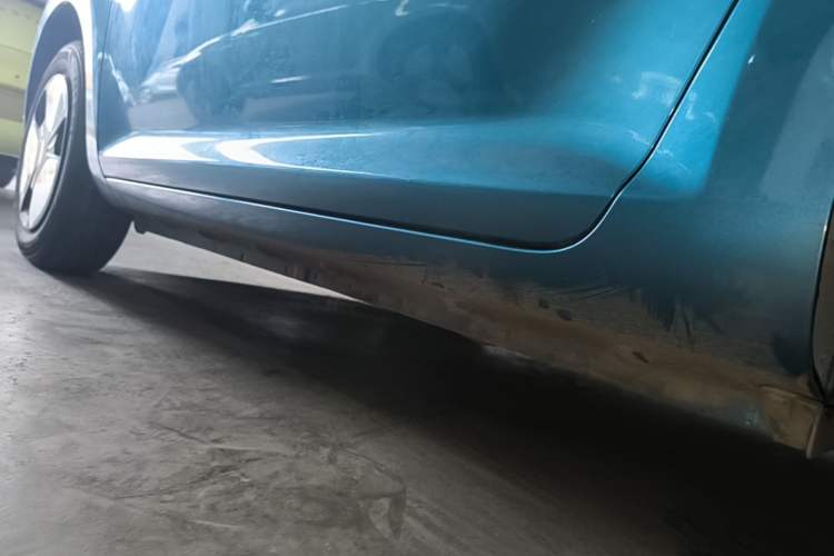 Used CHANGAN NEVO Lumin 2022 155 km – Refreshingly Sweet Edition Left Side Sill