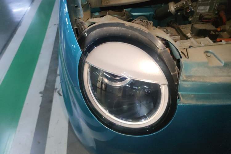 Used CHANGAN NEVO Lumin 2022 210km Sweet Edition Right Front Headlight