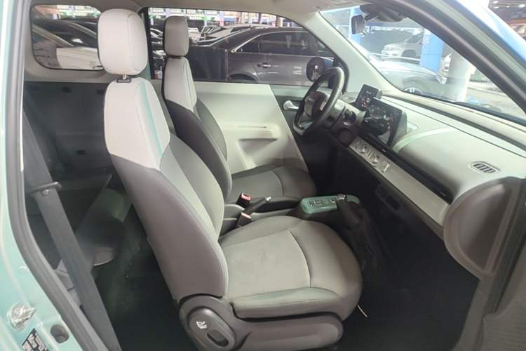 Used CHANGAN NEVO Lumin 2022 210km Sweet Edition Right Front Seat