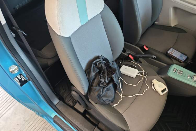 Used CHANGAN NEVO Lumin 2022 210km Sweet Edition Right Front Seat
