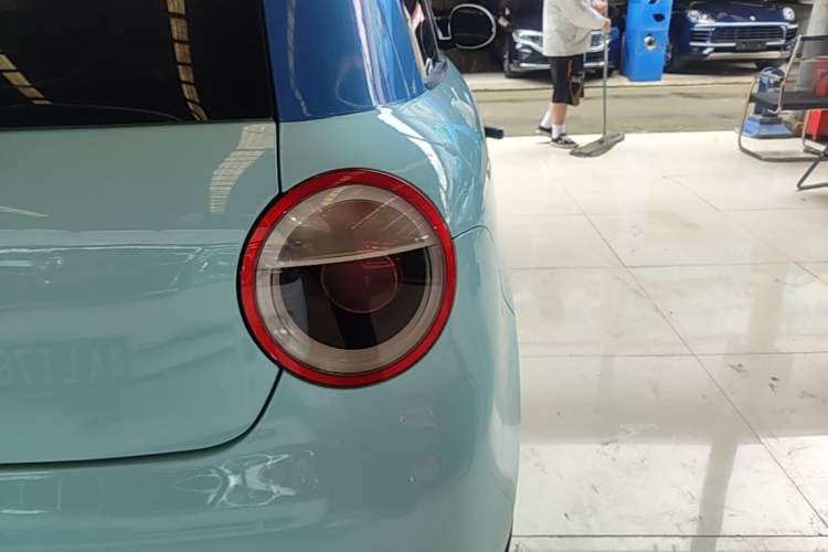 Used CHANGAN NEVO Lumin 2022 210km Sweet Edition Right Rear Taillight