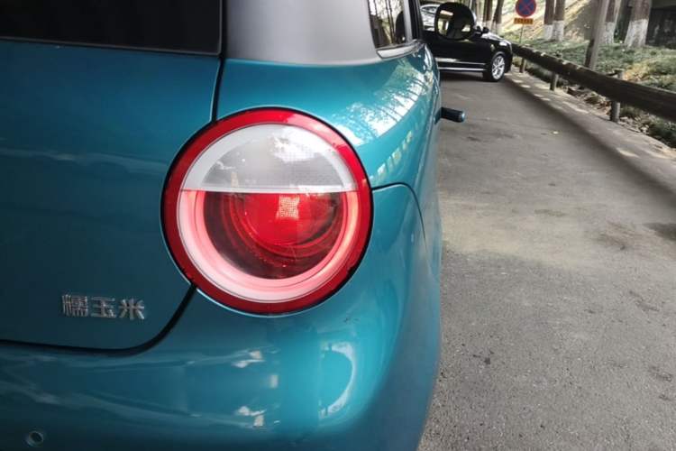 Used CHANGAN NEVO Lumin 2022 210km Sweet Edition Right Rear Taillight