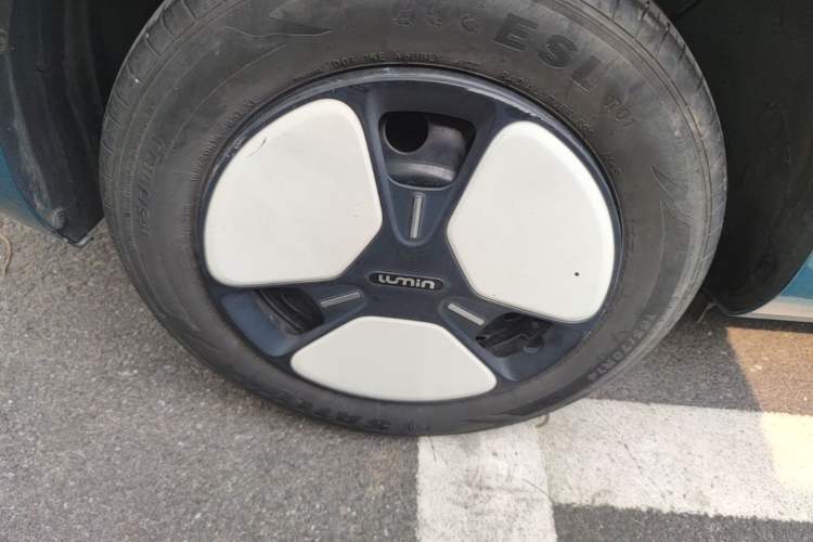 Used CHANGAN NEVO Lumin 2022 210km Sweet Edition Right Rear Wheel Hub