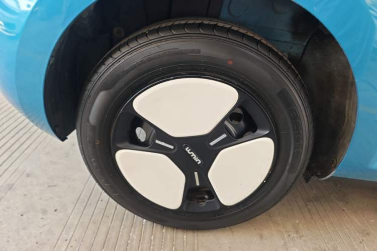 Used CHANGAN NEVO Lumin 2022 210km Sweet Edition Right Rear Wheel Hub