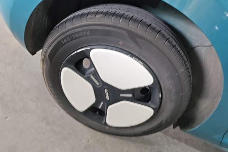 Used CHANGAN NEVO Lumin 2022 210km Sweet Edition Right Rear Wheel Hub