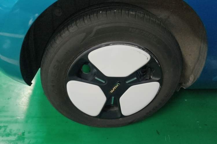 Used CHANGAN NEVO Lumin 2022 155 km – Refreshingly Sweet Edition Right Rear Wheel Hub