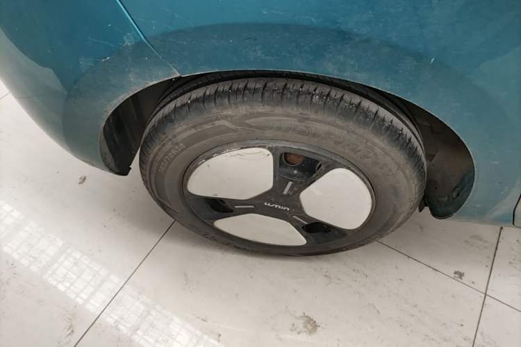 Used CHANGAN NEVO Lumin 2022 155 km – Refreshingly Sweet Edition Right Rear Wheel Hub