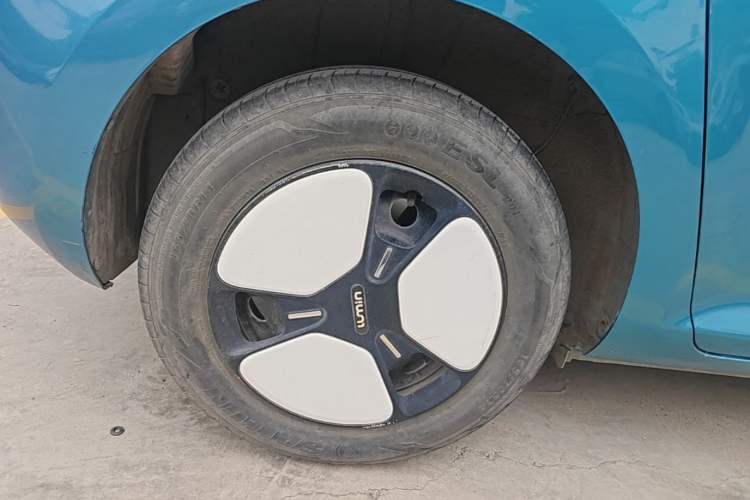 Used CHANGAN NEVO Lumin 2022 210km Sweet Edition Right Rear Wheel Hub