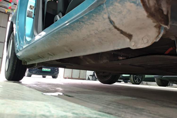 Used CHANGAN NEVO Lumin 2022 210km Sweet Edition Right Side Sill