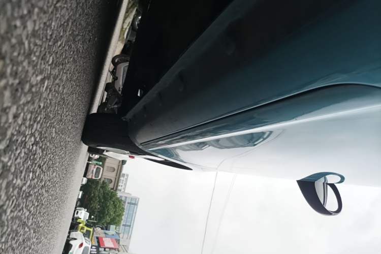 Used CHANGAN NEVO Lumin 2022 210km Sweet Edition Right Side Sill