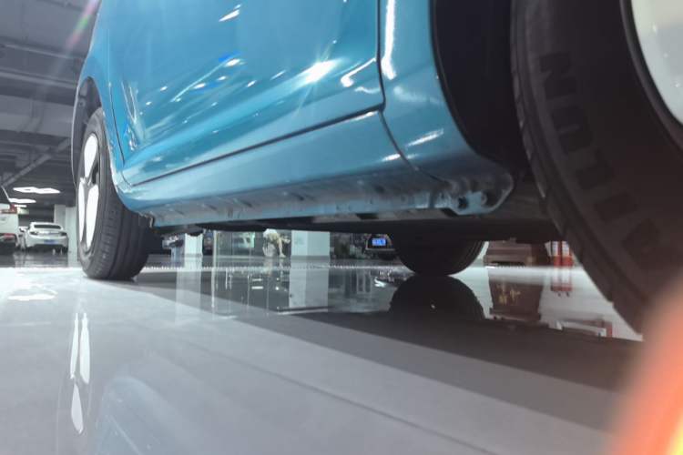 Used CHANGAN NEVO Lumin 2022 301km Honey-Sweet Version Right Side Sill