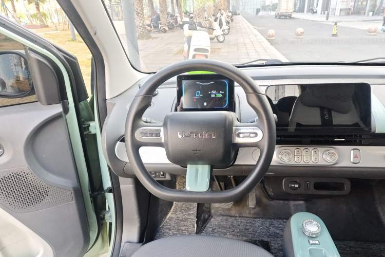 Used CHANGAN NEVO Lumin 2022 155 km – Refreshingly Sweet Edition Steering Wheel