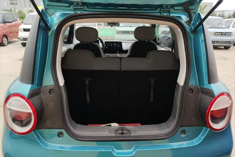 Used CHANGAN NEVO Lumin 2022 210km Sweet Edition Trunk