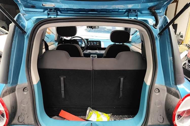 Used CHANGAN NEVO Lumin 2022 210km Sweet Edition Trunk