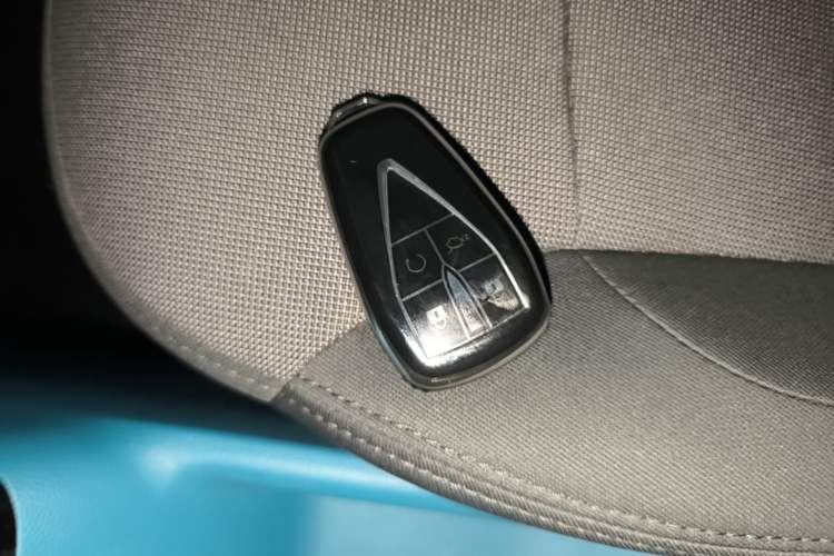 Used CHANGAN NEVO Lumin 2022 155 km – Refreshingly Sweet Edition Vehicle Key
