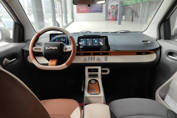 Used CHANGAN NEVO Lumin 2022 210km Sweet Edition Center Console