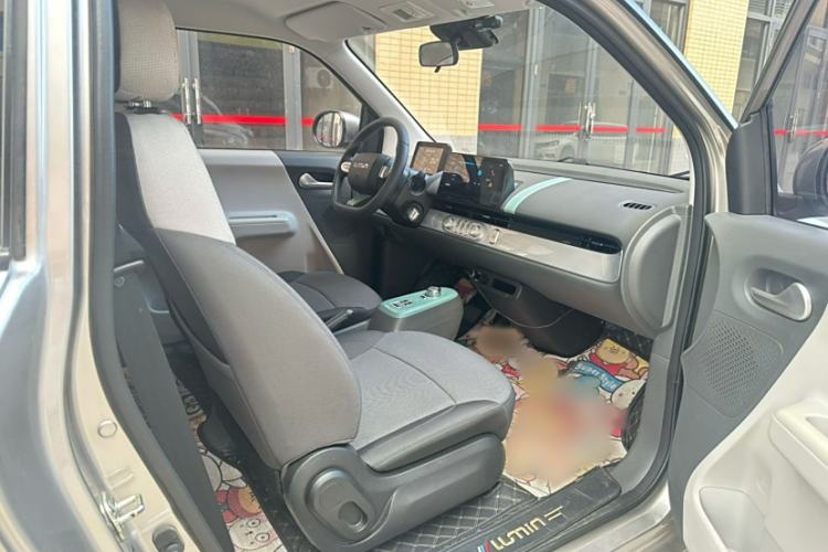 Used CHANGAN NEVO Lumin 2022 210km Sweet Edition Interior 4