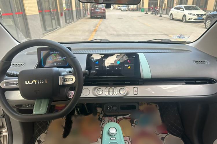 Used CHANGAN NEVO Lumin 2022 210km Sweet Edition Interior 5