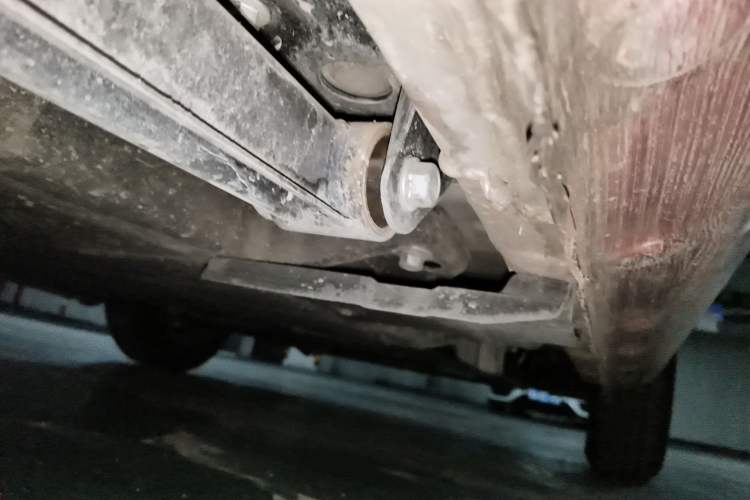 Used CHANGAN NEVO Lumin 2022 210km Sweet Edition Chassis Rear Right