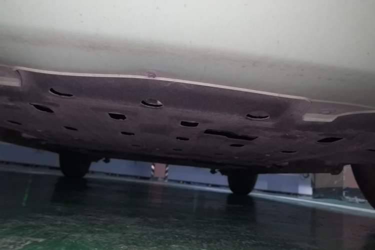 Used CHANGAN NEVO Lumin 2022 210km Sweet Edition Chassis Front