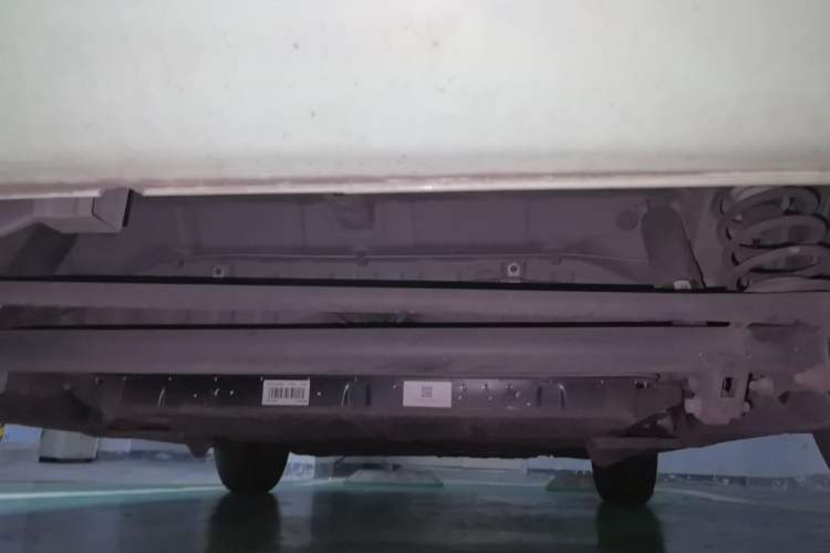 Used CHANGAN NEVO Lumin 2022 210km Sweet Edition Chassis Rear