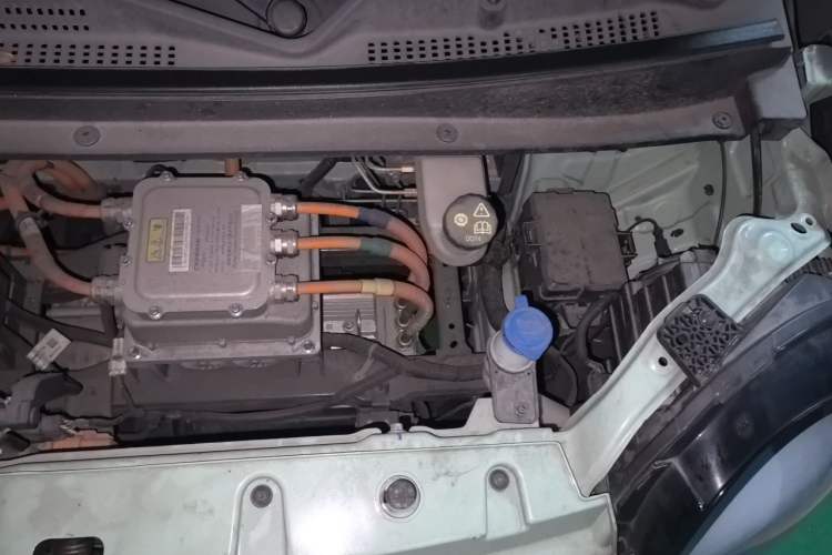 Used CHANGAN NEVO Lumin 2022 210km Sweet Edition Engine Bay Left