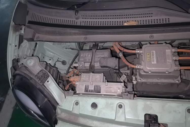Used CHANGAN NEVO Lumin 2022 210km Sweet Edition Engine Bay Right