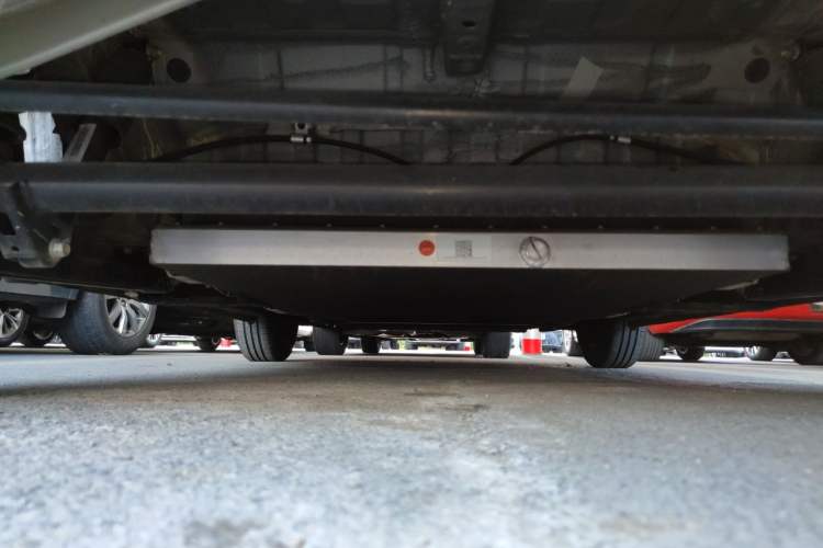 Used CHANGAN NEVO Lumin 2022 210km Sweet Edition Chassis Rear