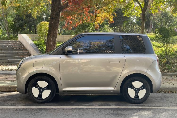 Used CHANGAN NEVO Lumin 2022 210km Sweet Edition Exterior 2
