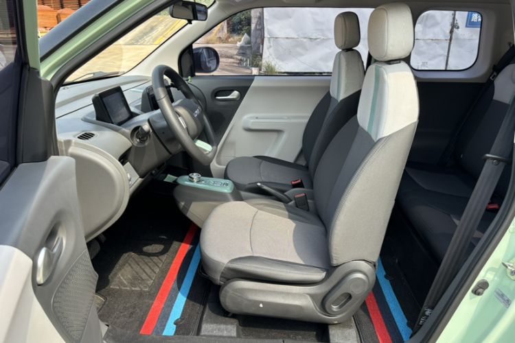 Used CHANGAN NEVO Lumin 2022 301km Honey-Sweet Version Interior 10