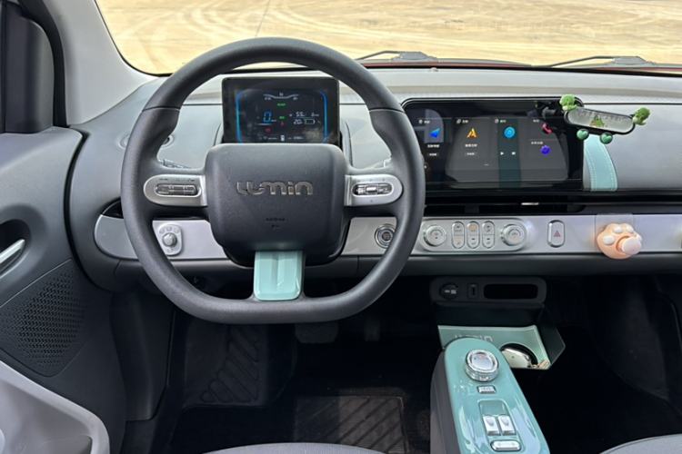 Used CHANGAN NEVO Lumin 2022 301km Honey-Sweet Version Interior 14