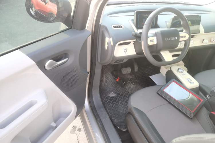 Used CHANGAN NEVO Lumin 2022 210km Sweet Edition Interior 3