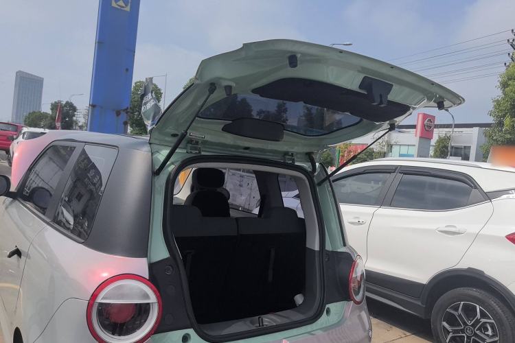 Used CHANGAN NEVO Lumin 2022 301km Honey-Sweet Version Trunk