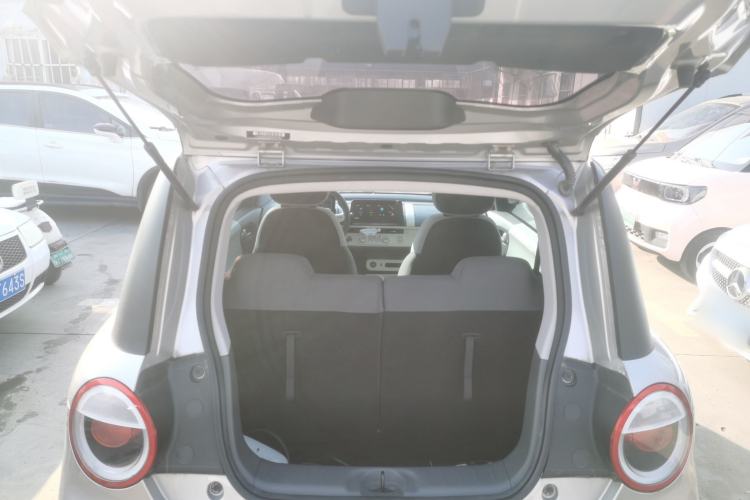 Used CHANGAN NEVO Lumin 2022 210km Sweet Edition Trunk