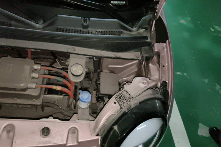 Used CHANGAN NEVO Lumin 2022 210km Sweet Edition Engine Bay Left