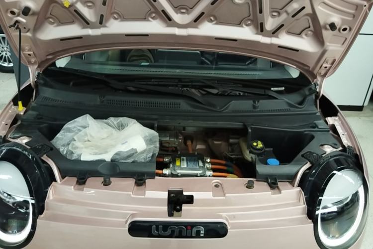 Used CHANGAN NEVO Lumin 2022 210km Sweet Edition Engine Bay